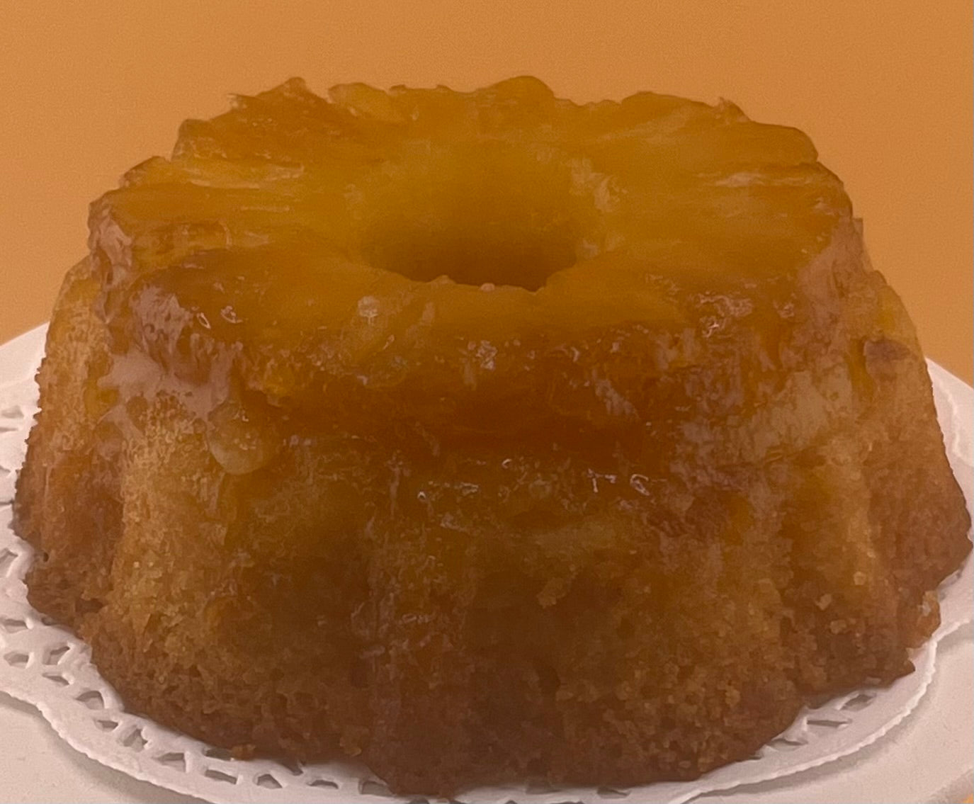 Pineapple Upside Down Cake Mini Bundts (12 count)